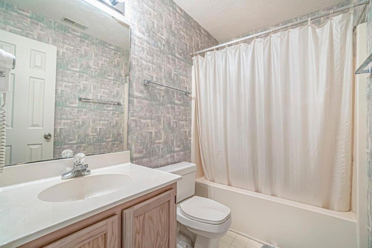 Aberdeen Country Club Villa Longs Екстериор снимка