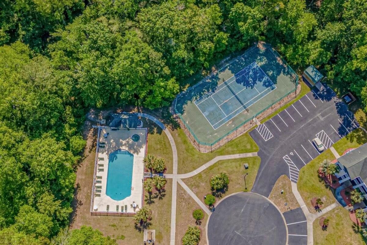 Aberdeen Country Club Villa Longs Екстериор снимка